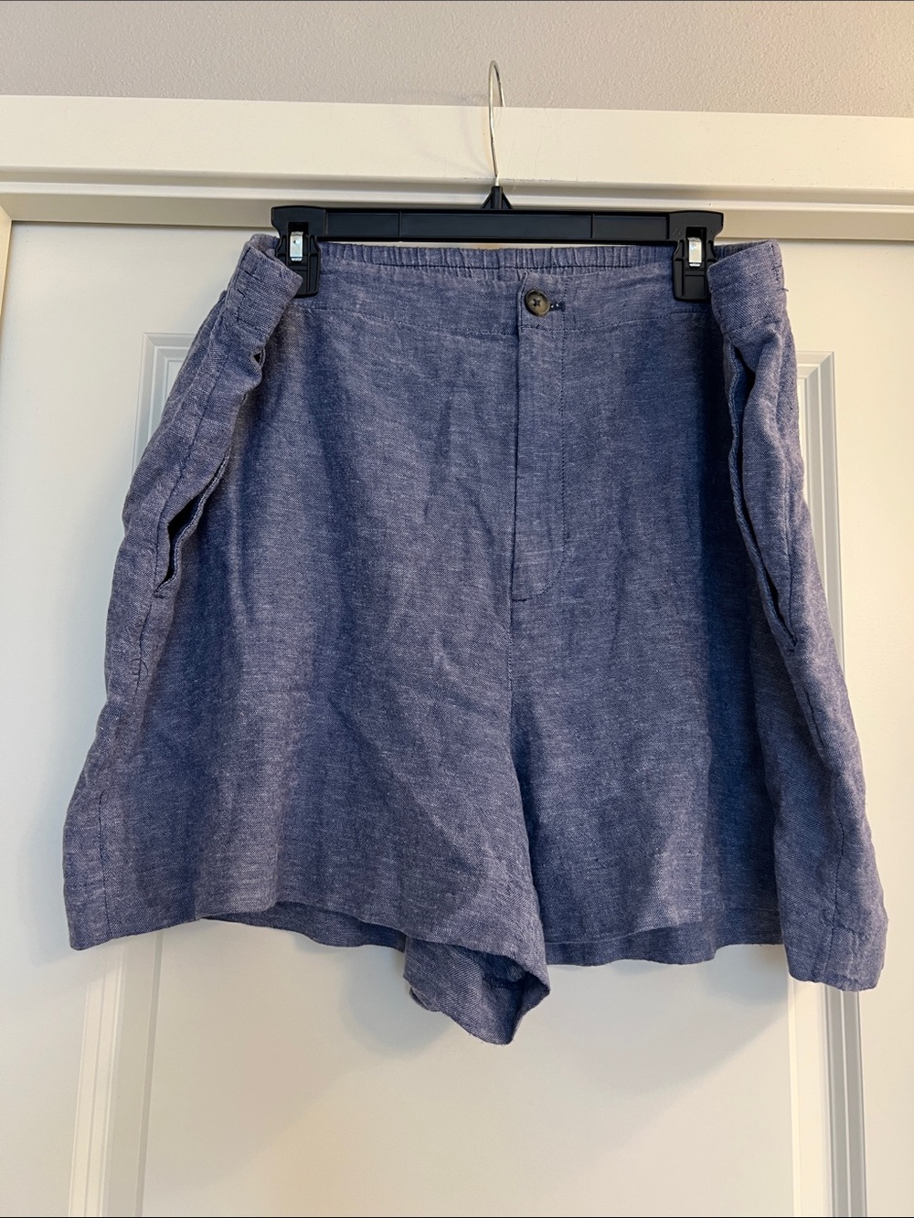 Banana Republic Navy Linen-Blend Flat Front Shorts